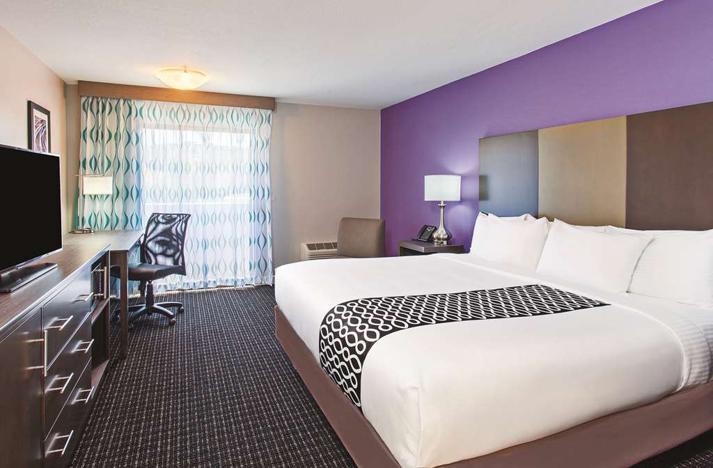 Hotel La Quinta By Wyndham Pomona Chambre photo