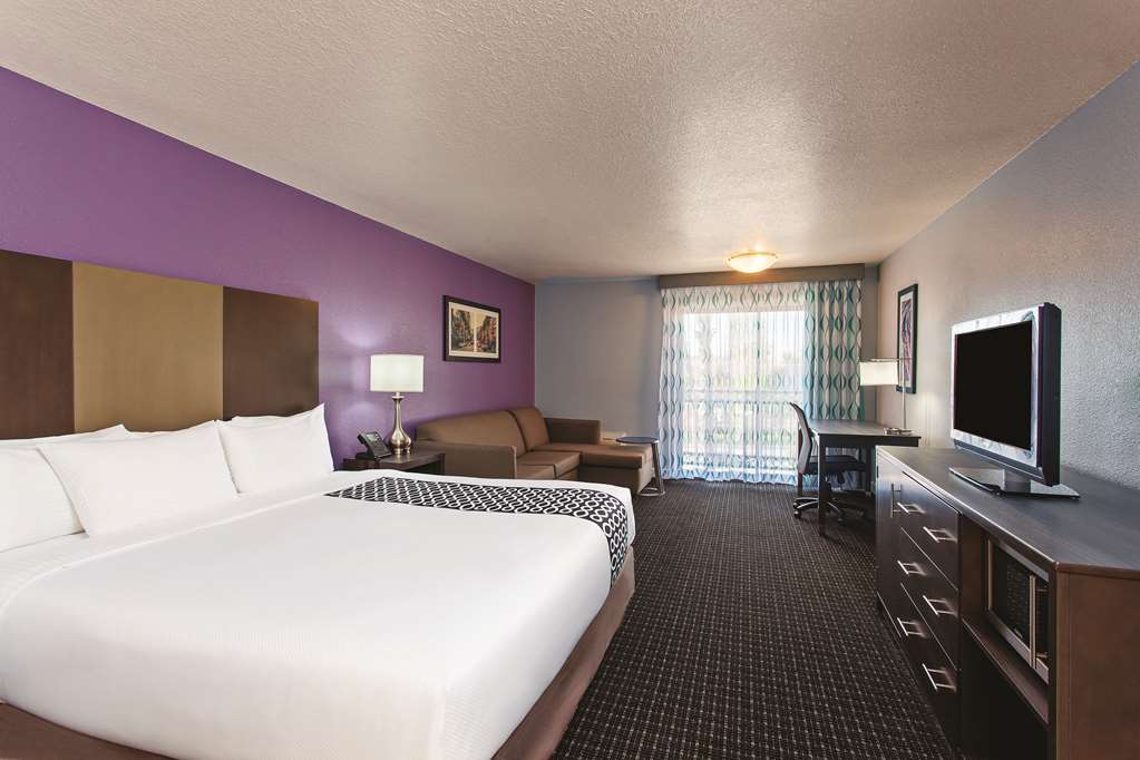 Hotel La Quinta By Wyndham Pomona Chambre photo